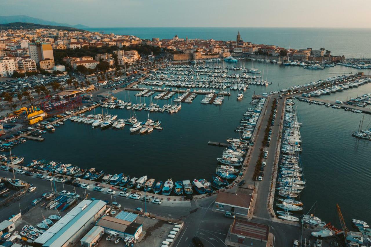 Hillary'S Loft Apartment Alghero Exterior photo